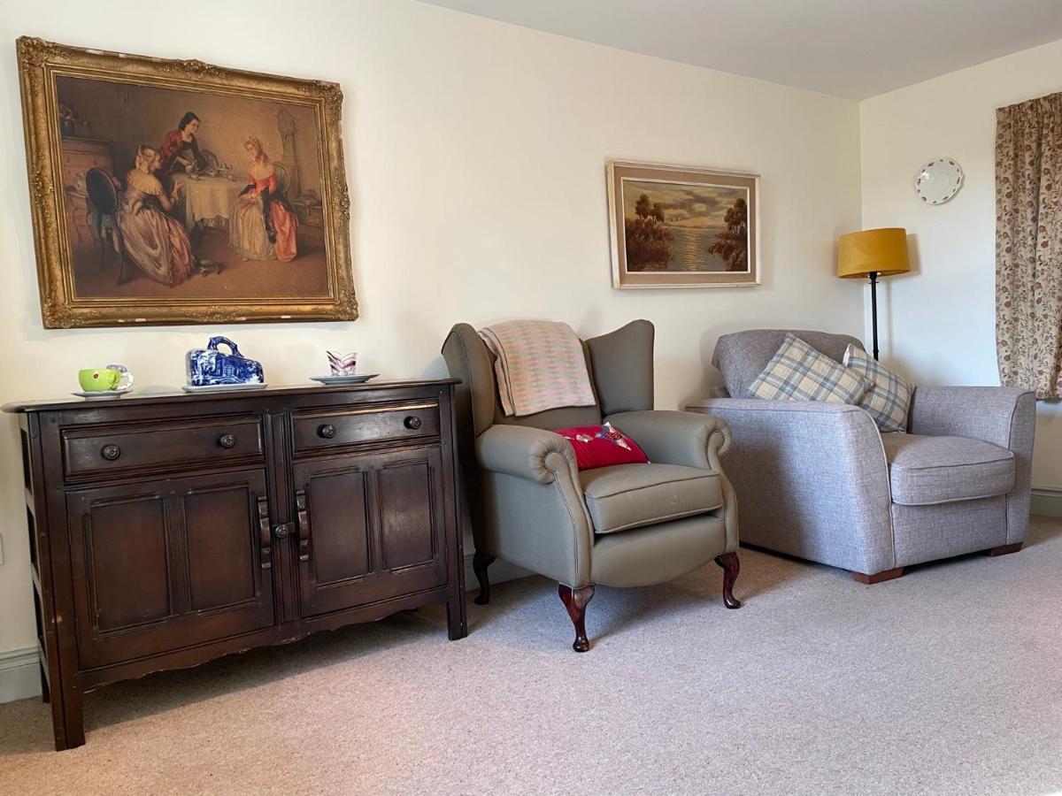 Mai'S Cottage Suite - Charming Holiday Rental Kilmallock Εξωτερικό φωτογραφία